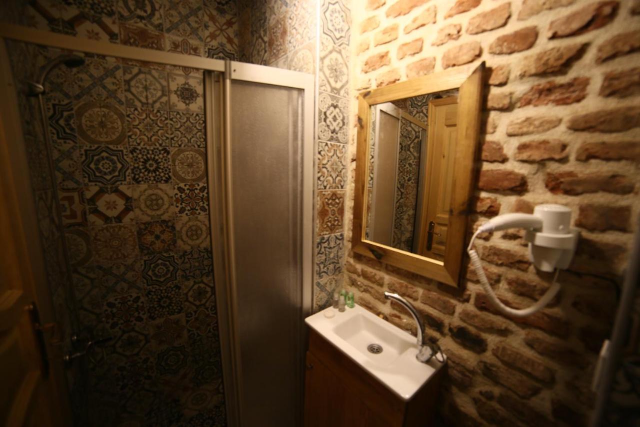 Little Ganj Suites Стамбул Экстерьер фото